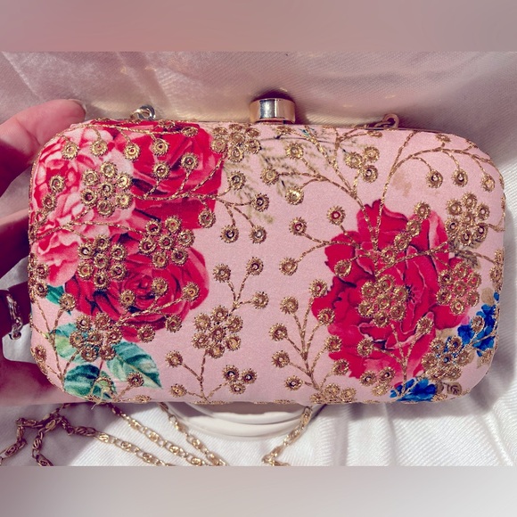 Floral clutch, minaudiere, pink with gold embroidery & sequins, crossbody. - Picture 2 of 9